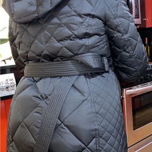 London Fog Down Coat with Coyote Fur Hood Size Large